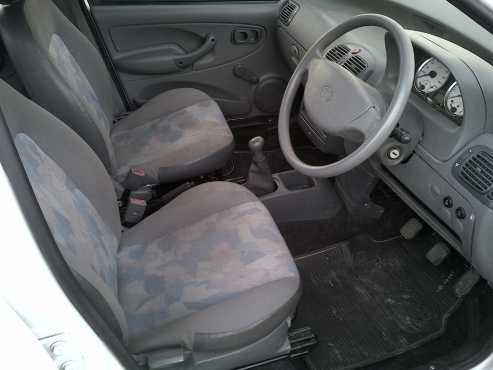tata indica 1.4i 2013 29000km r44950-00  5 speed  fuel saver  aircon  power steerin