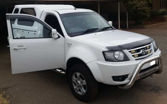 Tata Xenon 2.2 DiCor with canopy