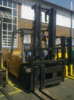 TCM 5 Ton forklift for sale