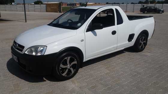 Te koop 1.4i Opel Corsa Utility 2006 model