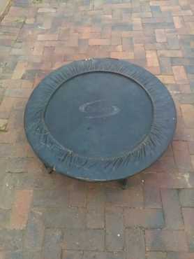 Te koop klein trampoline