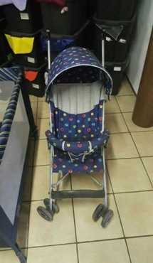 Te koop pram en camping cot