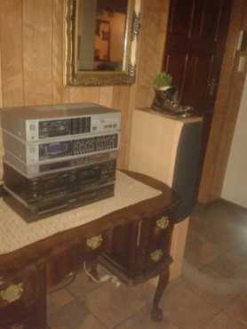 Technics hifi , loose component system ,amp, radio ,double tape deck, amp