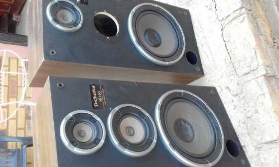 Technics speakers