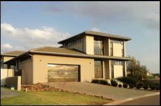 THE HILLS EXT 3, 4 bedroom house, The house have a beautiful view over the Nature Reserve