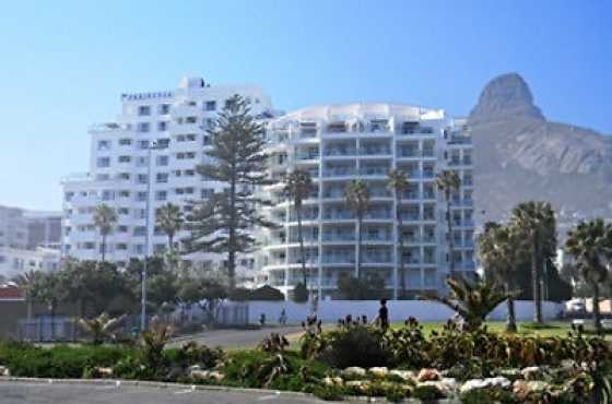 The Peninsula  Holiday Accomodation  6 Sleeper (31Mar  7April) Sea Point, Cape Town