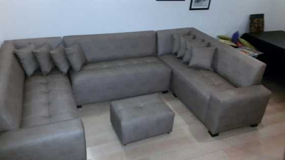 The Texas UShape Lounge Set Comes with 8 Cushions and a Free Ottoman Size 3.2m x 2m x 2m