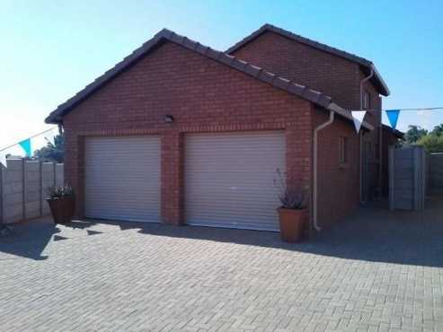 Three family homes to rent in Chantelle-N669