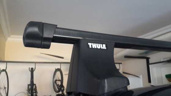 Thule Roofrack Rapid System Kit 1083 for Toyota Hilux DC 1998 -2004. Perfect Condition.