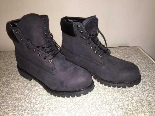 TIMBERLAND BOOTS FOR SALE  URGENT