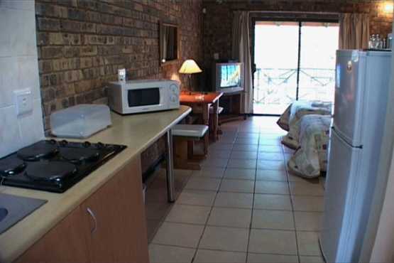 Timeshare at Manzi Monate 31-7 April 6 sleeper R1099