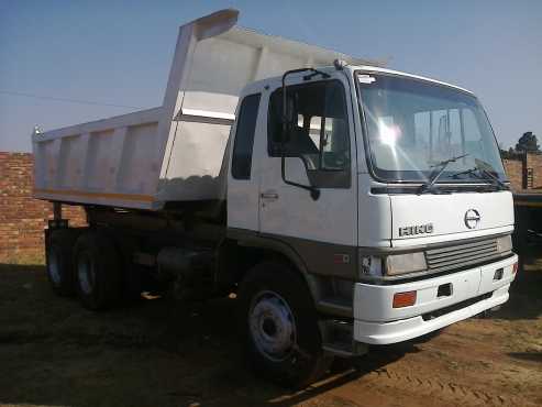 TIPPERS FOR SALE 10 CUBE AND 6 CUBE...GOOD PRICES