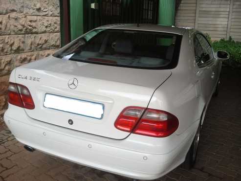 TO SWOP 2002 Mercedes-Benz CLK 320  or to buy