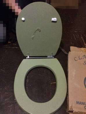 toilet set