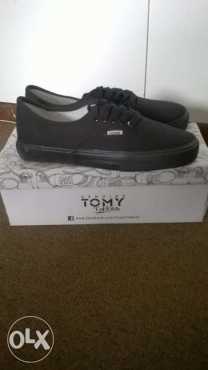 tommies shoes