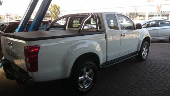 Tonneau Cover - Isuzu Extended Cab