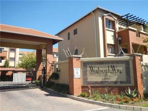 Top floor studio apartment for sale in upmarket Westwood Way