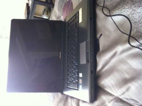 Toshiba L300 laptop for sell R1600