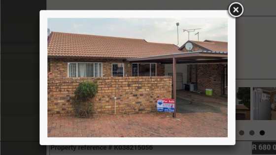 Town house for sale in an up market area