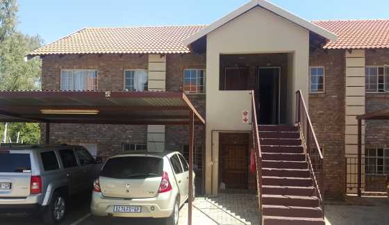 Townhouse for sale at Proclamation Hill Pretoria for R580,000