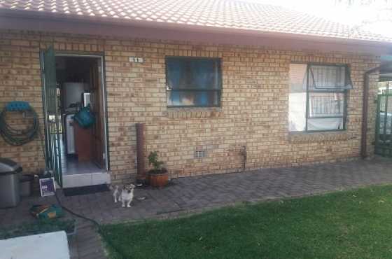 Townhouse for sale in riversdale meyerton