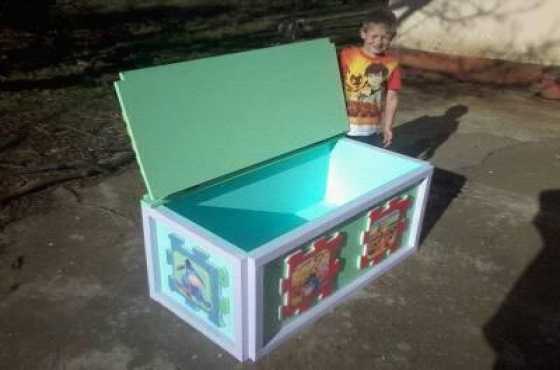 TOY BOX FOR SALE