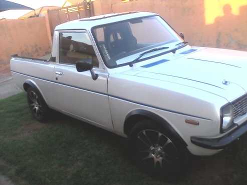 Toyota 1200 bakkie white 1981