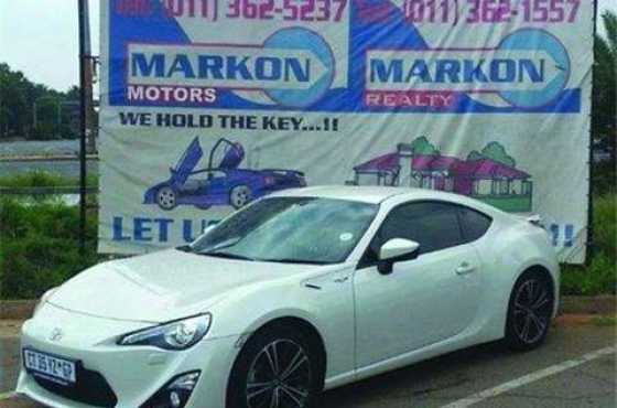 Toyota 86 2.0 High AT