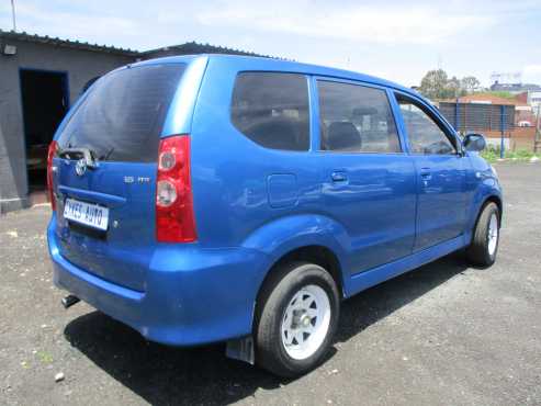 Toyota avanza 1.5 sx   5-doors,    factory ac,     central locking,    blue in color,    120000Km,