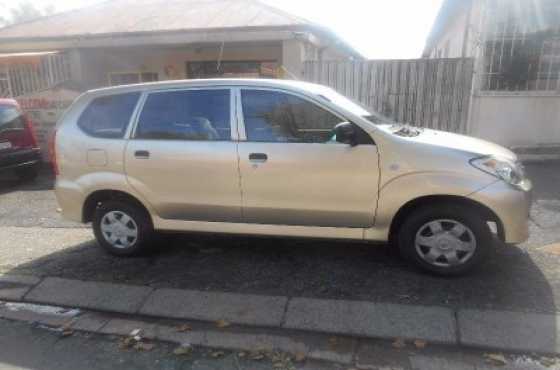 Toyota avanza 1.5 tx 2010 model for sale.