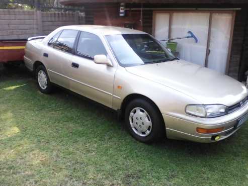 Toyota Camry 220SI 1993. Air con. powerst. tow bar