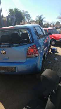 TOYOTA COROLA 1999 E100 STRIPPING FOR SPARES