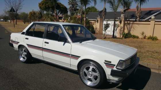 TOYOTA COROLLA 1.8 GLS SPRINTER AUTOMATIC