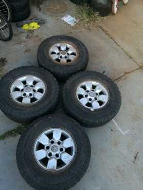 Toyota d4d mags and tyres still like new