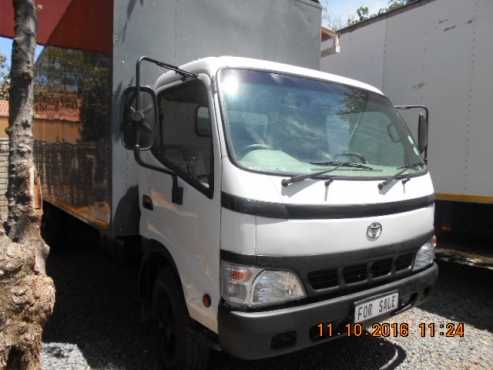 Toyota Dyna 8-145