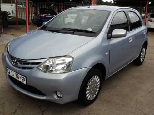 Toyota Etios 1.5 xs 2012