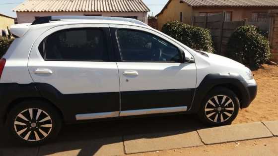 Toyota Etios Cross