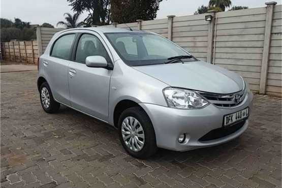 Toyota Etios Hatch 1.5 XS
