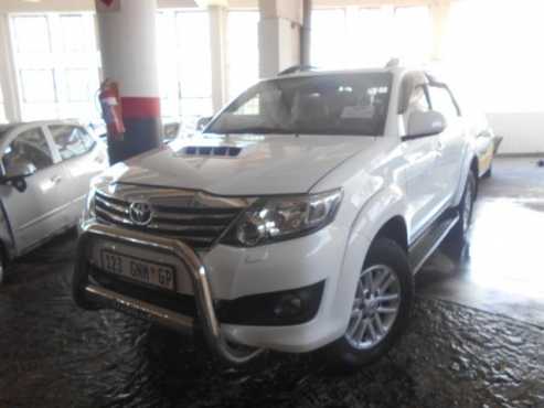 TOYOTA FORTUNER 3.0 D4D 4X4 (2011)