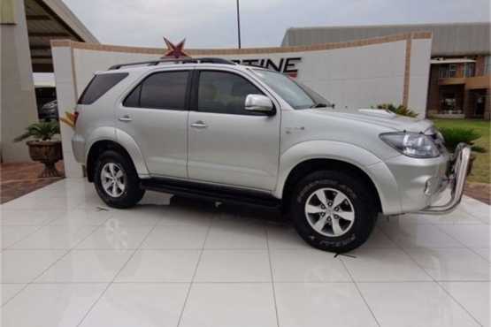 Toyota Fortuner 3.0D-4D RB