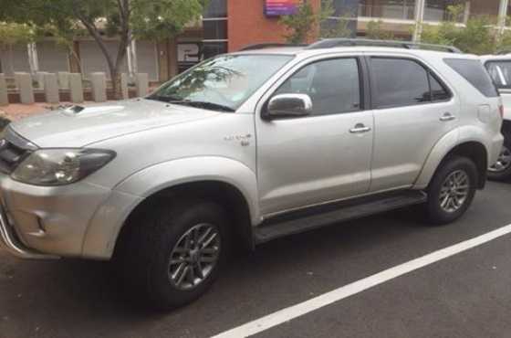 Toyota Fortuner 3D4D, 4X4, 2008 MODEL