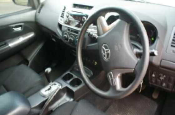 TOYOTA FORTUNER 4.0 V6 AT 4X4