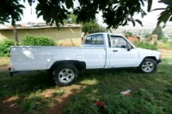 Toyota hillux bakkie for sale