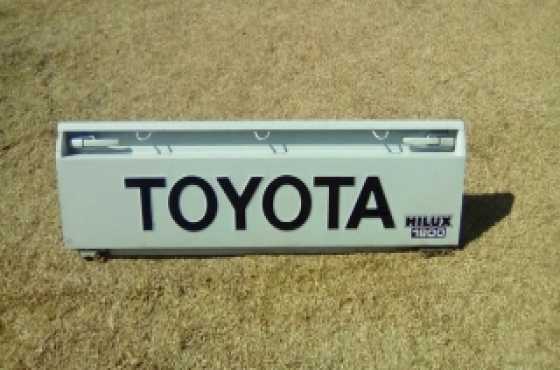 Toyota Hilux 1800 Tailgate for sale