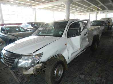 TOYOTA HILUX 2.5D-4D SC (2012)