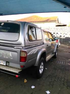 TOYOTA HILUX 2.7 FOR SALE