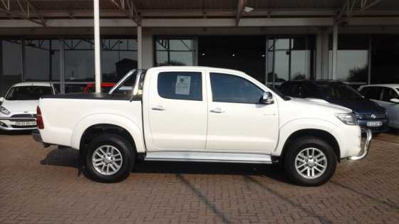 Toyota Hilux 3.0 D-4D Raider 4X4 Double Cab For Sale 2014 Model