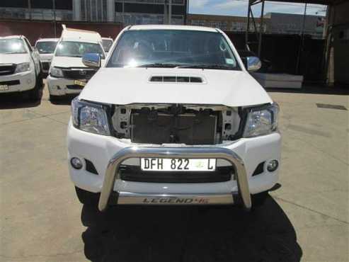 TOYOTA HILUX 3.0 D4D LEGEND 45 XTRA CAB (2015)