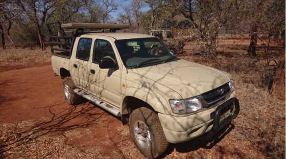 Toyota Hilux 4x4 2.7 1999 MODEL