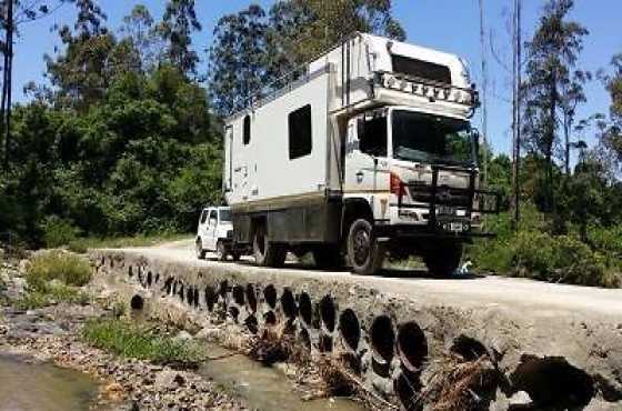 Toyota Hino 13-216 4x4 MotorhomecamperoverlanderRV